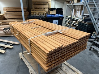 Ca. 61x Douglas tone dubbel rhombus